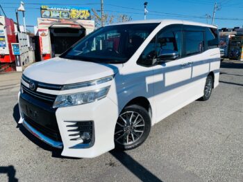 2015 Toyota Voxy