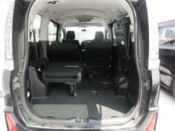 
										2015 Toyota Voxy full									