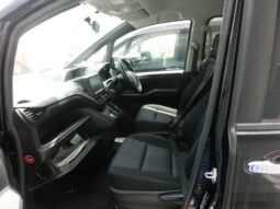 
										2015 Toyota Voxy full									